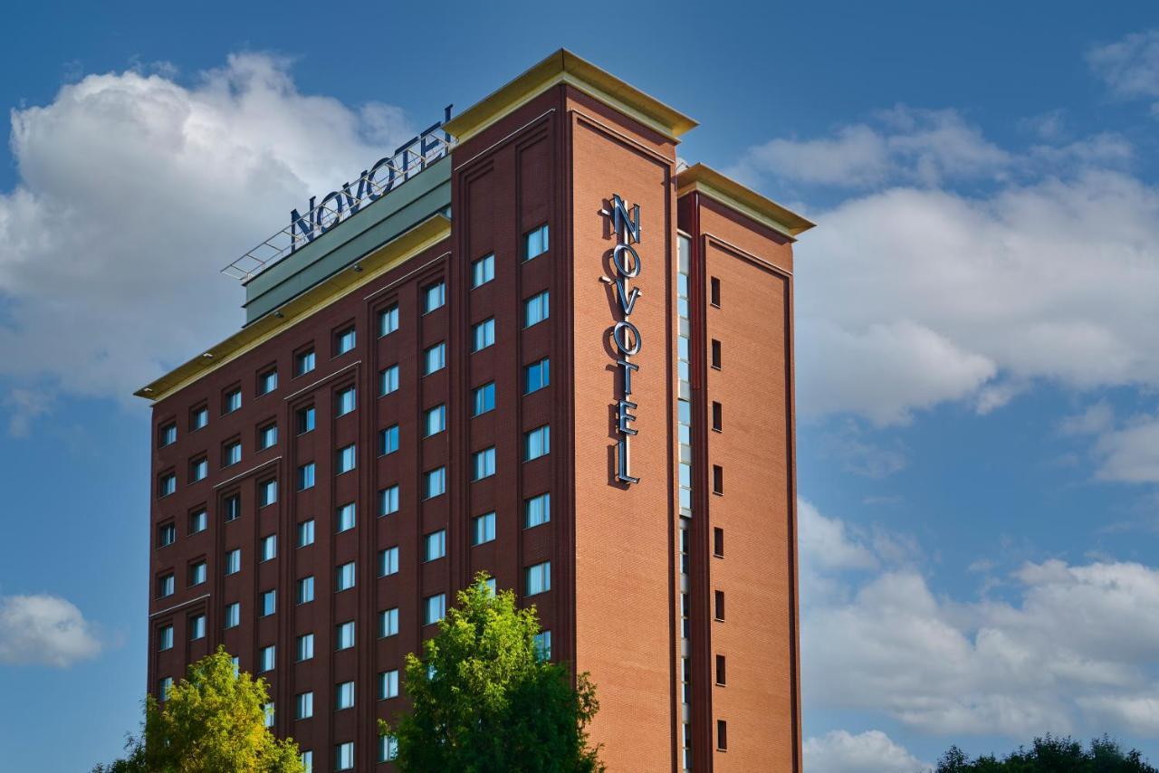 Novotel Torino Corso Giulio Cesare Екстериор снимка
