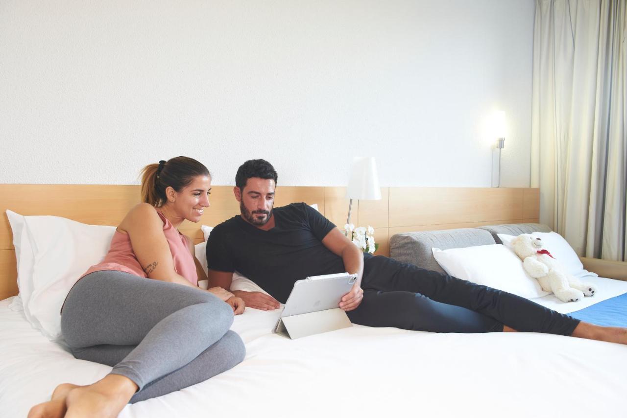 Novotel Torino Corso Giulio Cesare Екстериор снимка